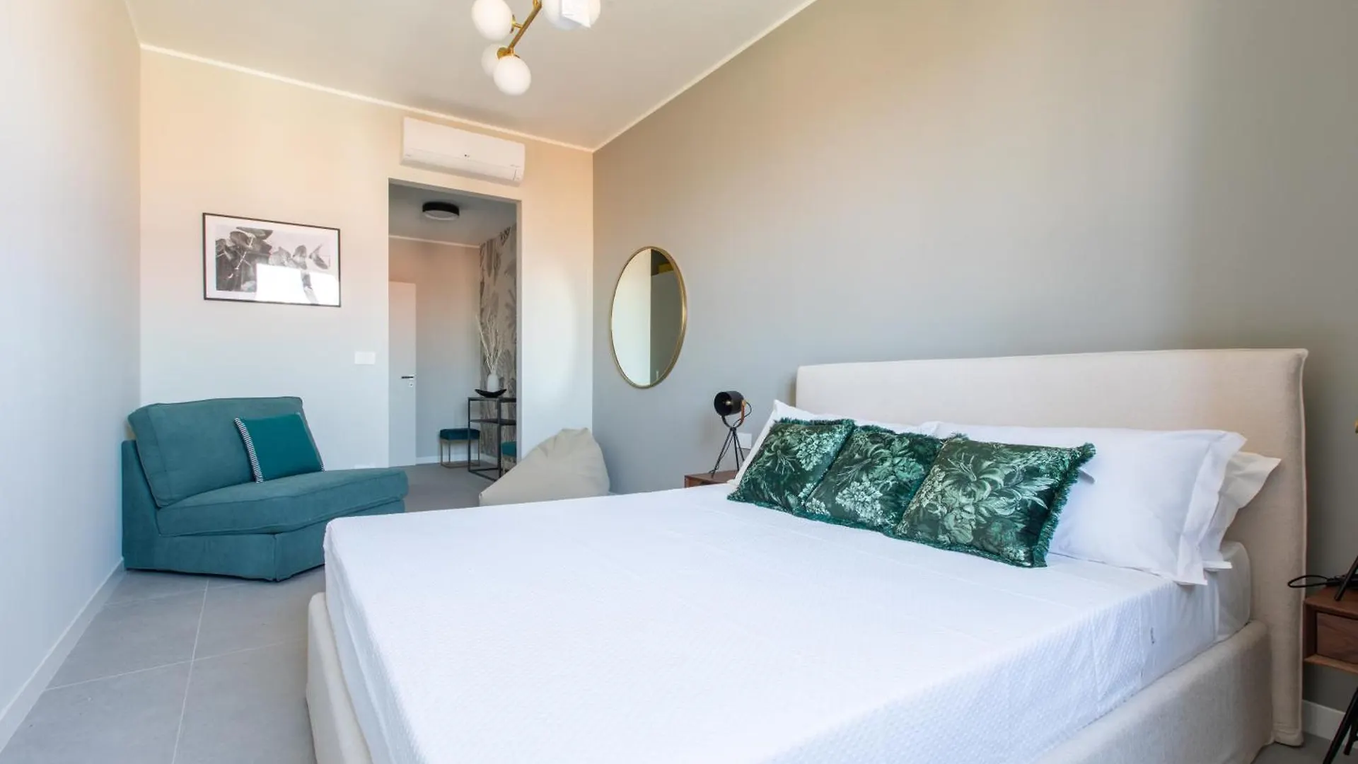 Lauria Apartments In Milano