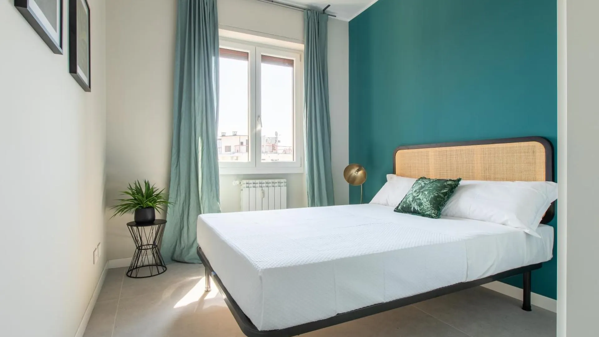 Lauria Apartments In Milano