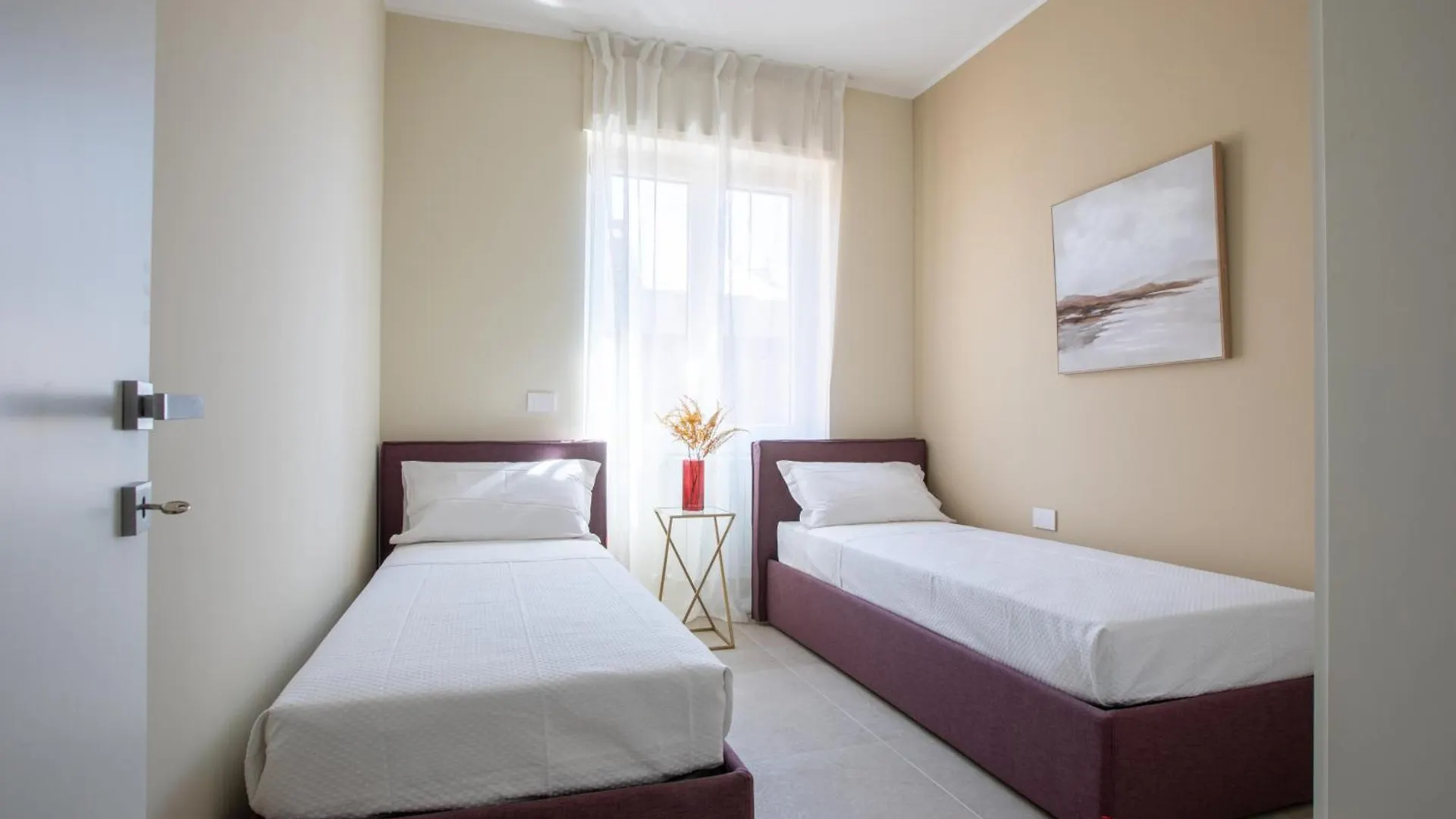Lauria Apartments In Milano