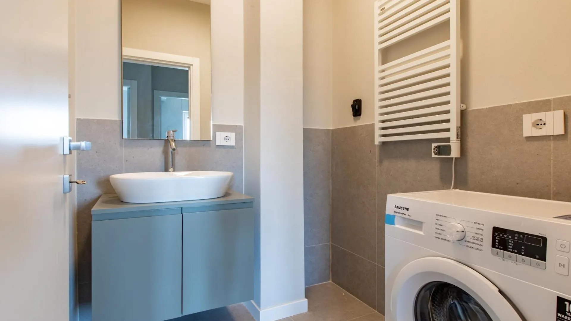 Lauria Apartments In Milano